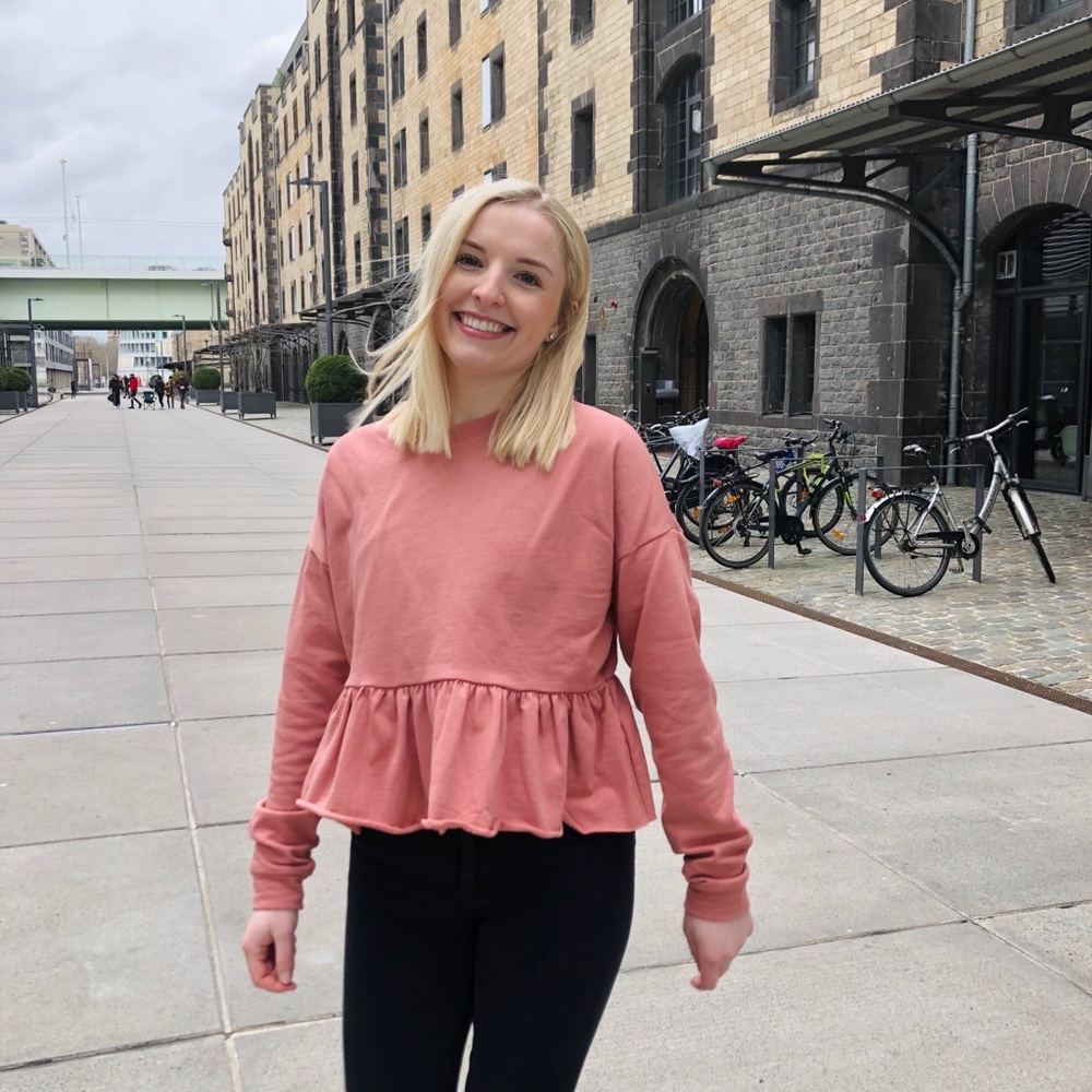 Meet your Posher, Samantha